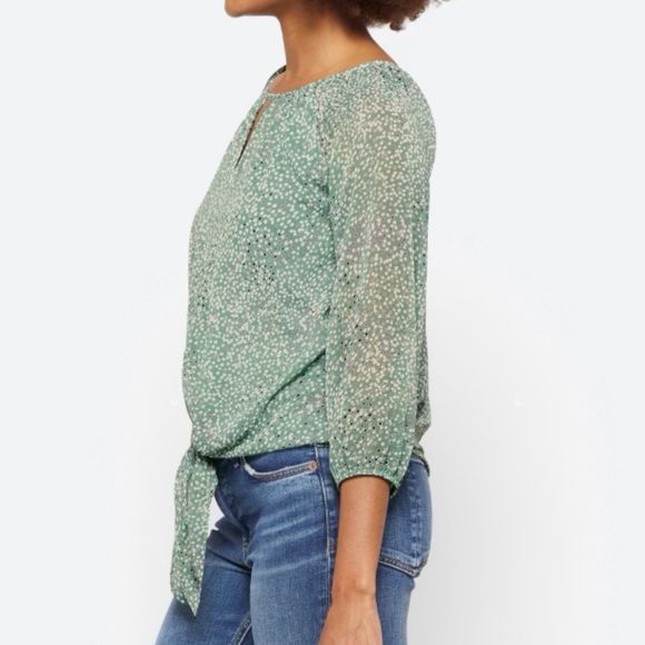 NWOT WEST KEI BLOUSE SIZE MEDIUM! - Picture 4 of 8